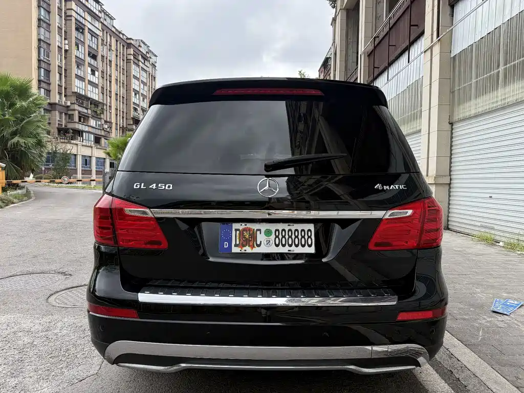 Mercedes-Benz GL-Class — миниатюра 5