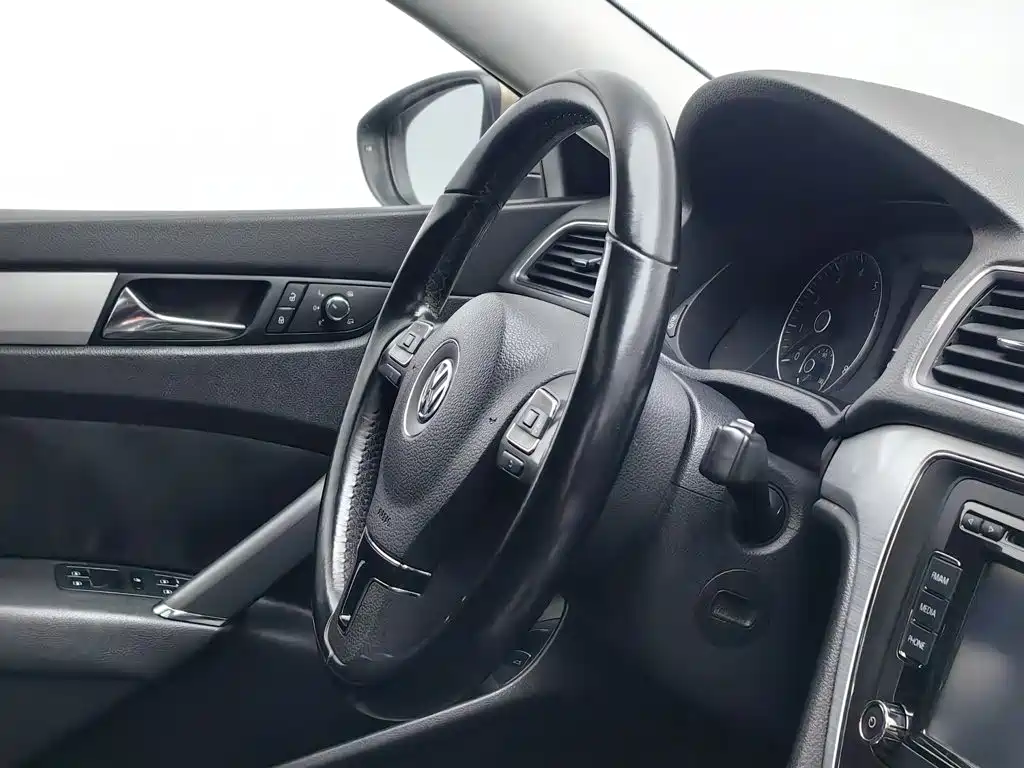 Volkswagen Passat — миниатюра 22
