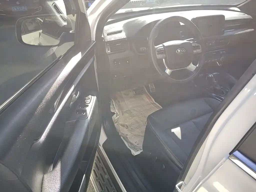 Kia KX7 — миниатюра 16