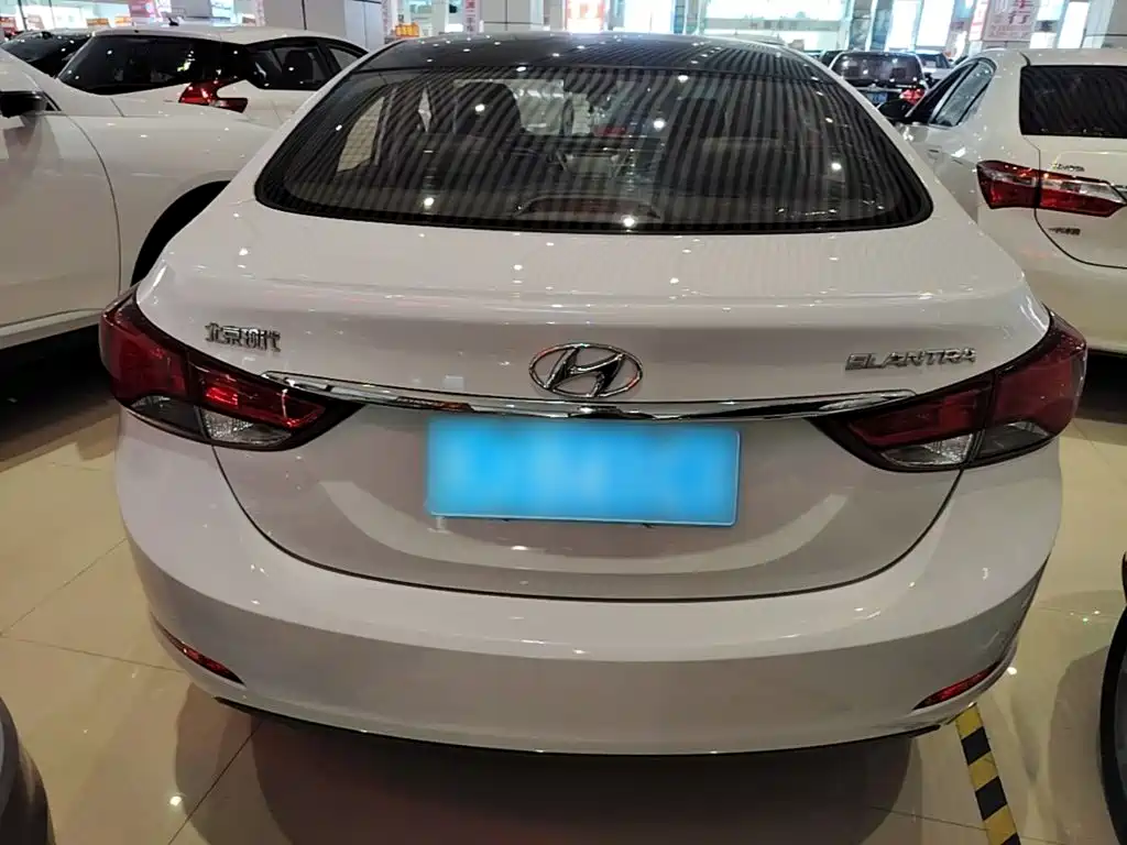 Hyundai Elantra Langdong — миниатюра 6