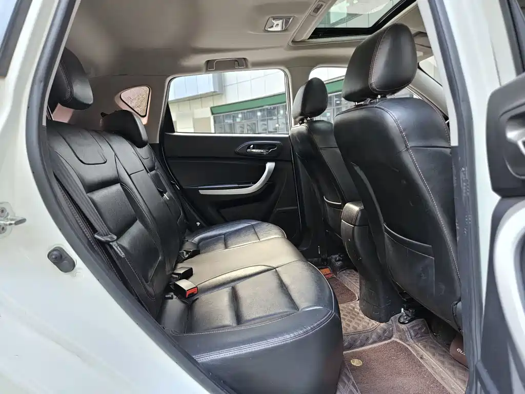 Changan CS35 — миниатюра 18