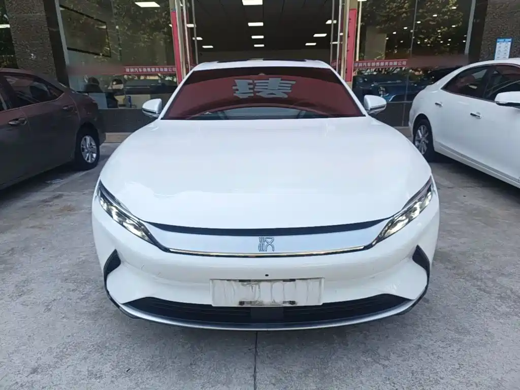 BYD Han — миниатюра 3