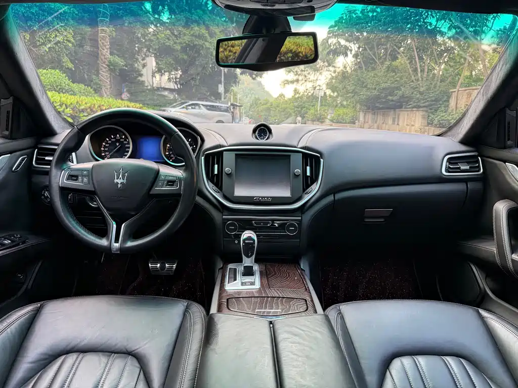 Maserati Ghibli — миниатюра 8
