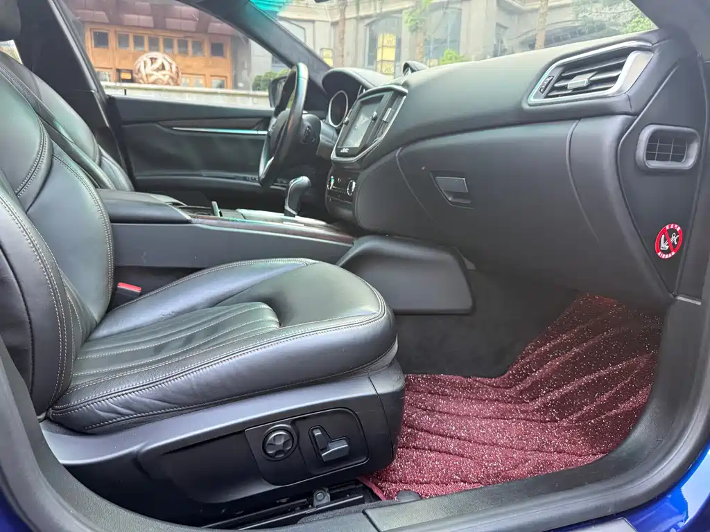Maserati Ghibli — миниатюра 12