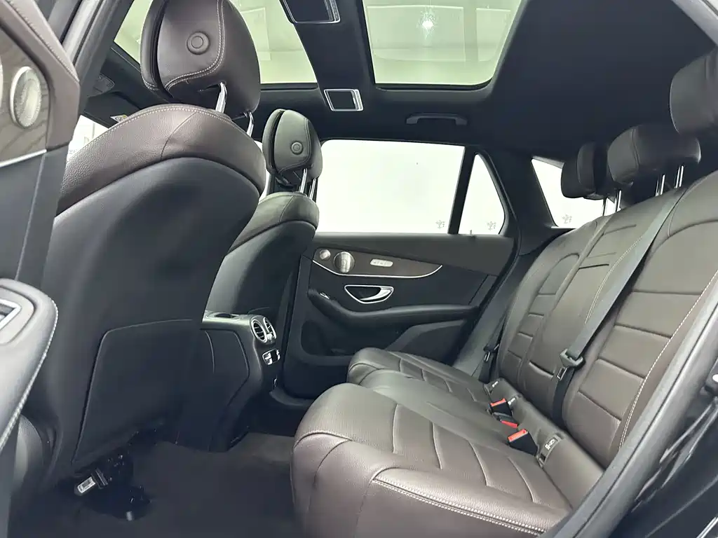 Mercedes-Benz GLC — миниатюра 12