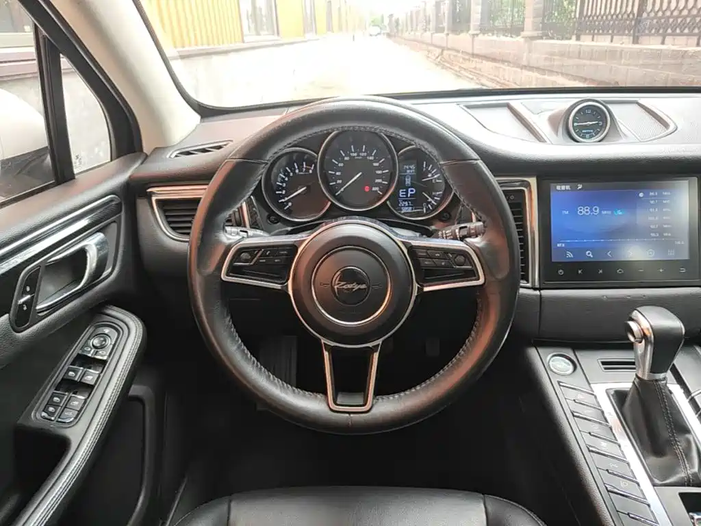 Zotye Zotye SR9 — миниатюра 11