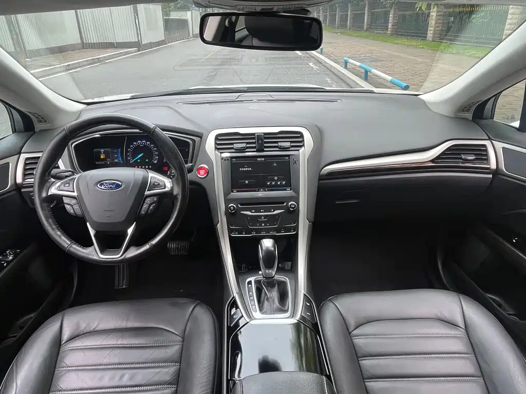 Ford Mondeo — миниатюра 17