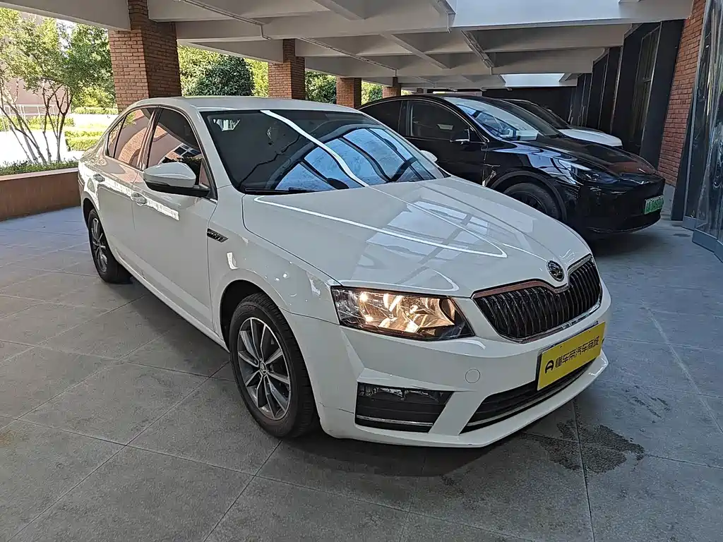 Skoda Octavia — миниатюра 6