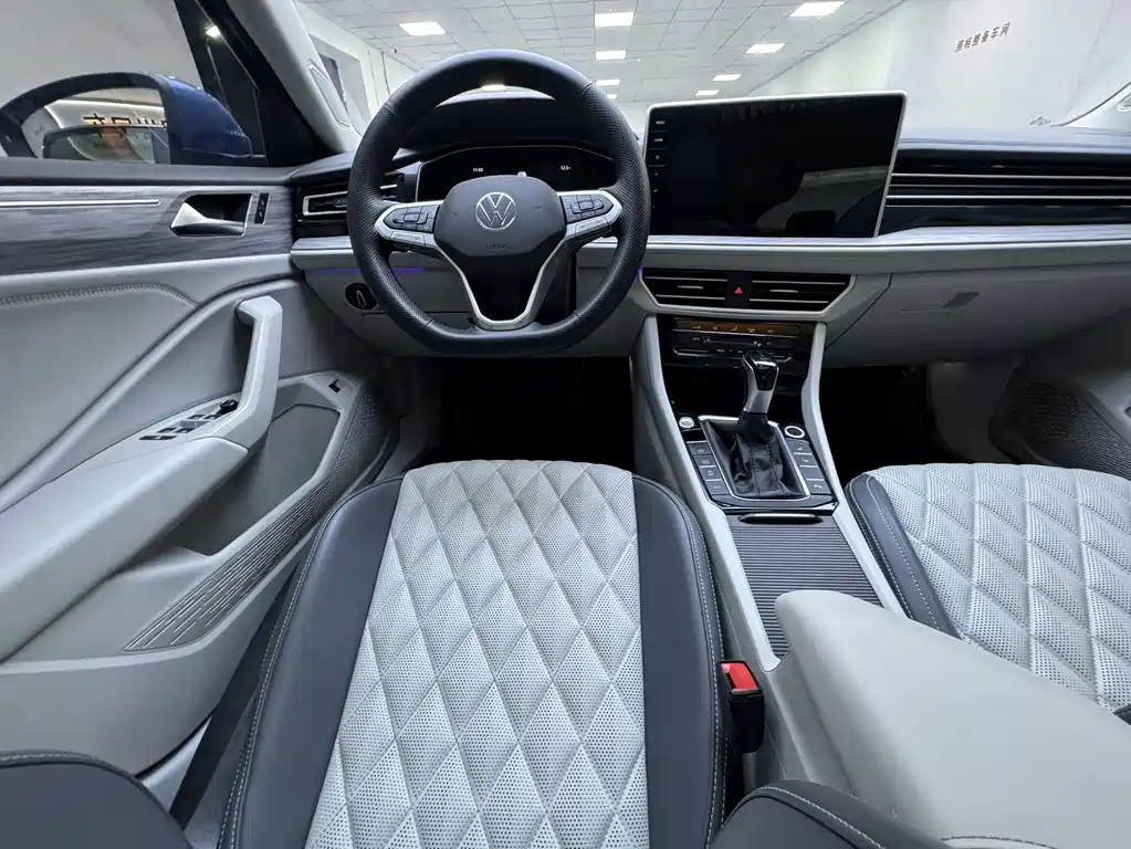 Volkswagen Sagitar — миниатюра 14