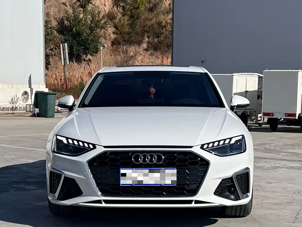 Audi A4L — миниатюра 2