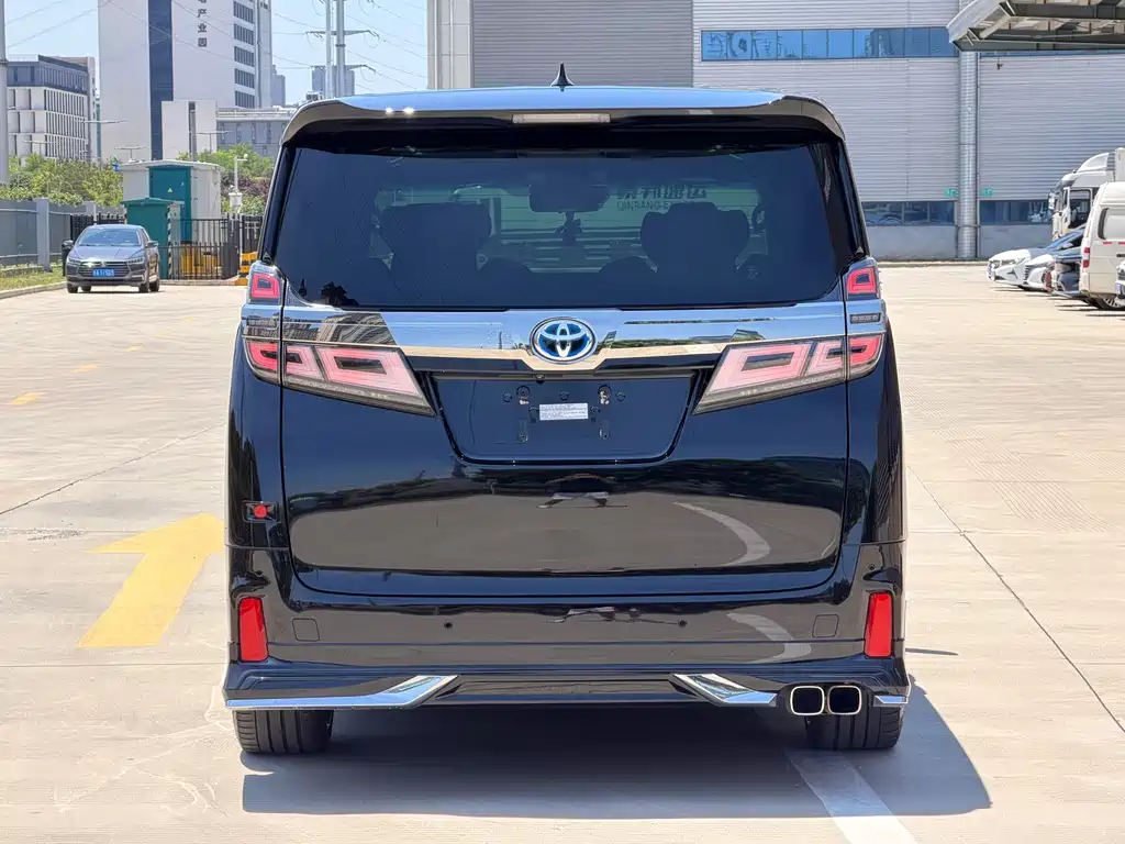 Toyota Vellfire 2020 2.5L HV Luxury