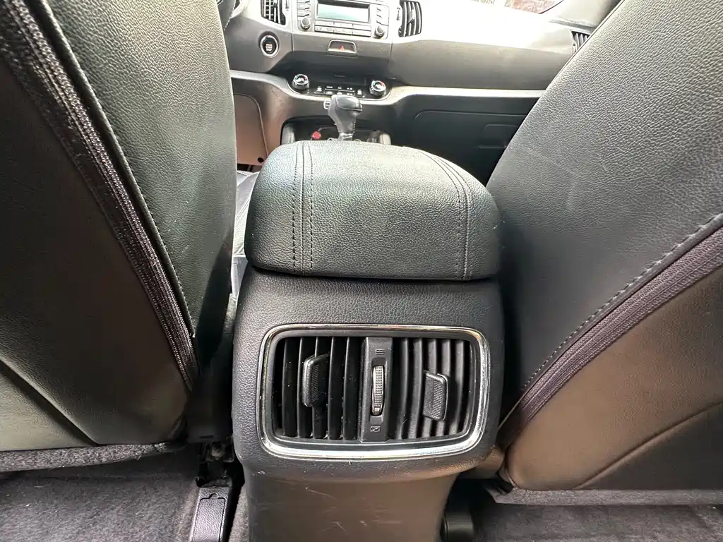 Kia Sportage — миниатюра 9