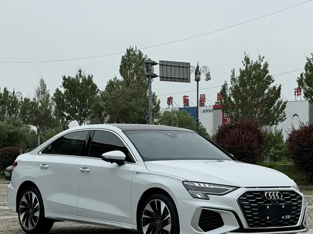 Audi A3 2023 Sportback 35 TFSI Fashion Sport
