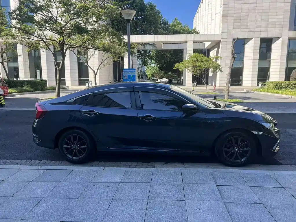 Honda Civic 2019 220TURBO CVT VI