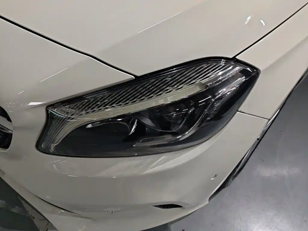 Mercedes-Benz A-Class (Import) — миниатюра 24