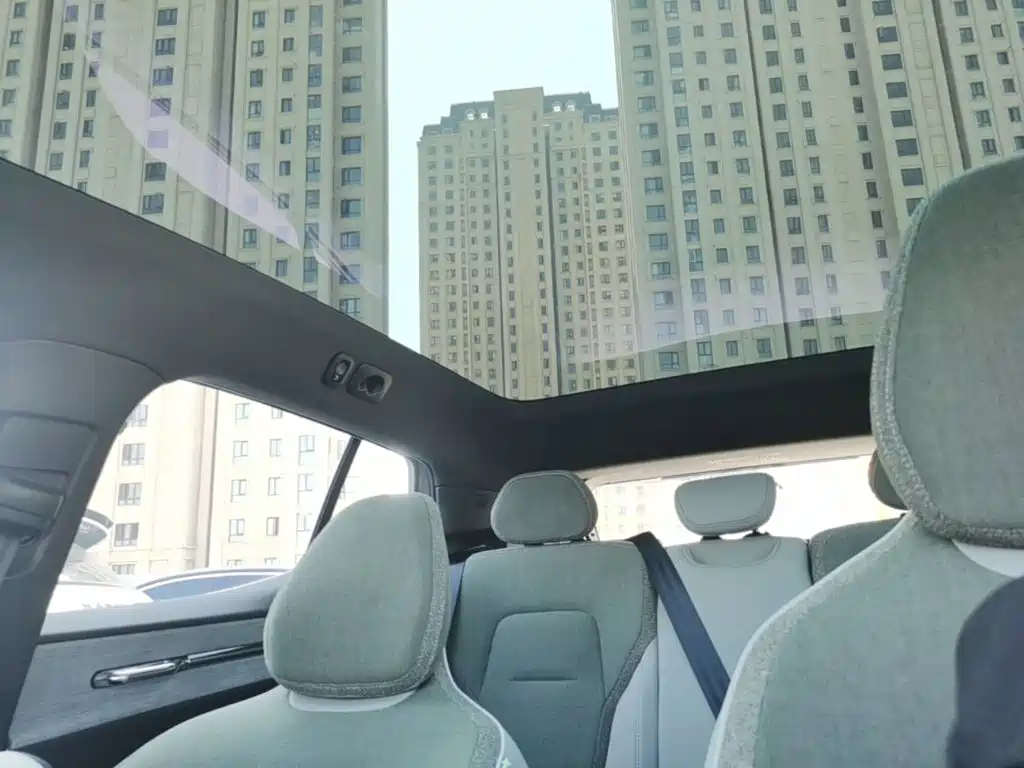 Volvo EX30 — миниатюра 18