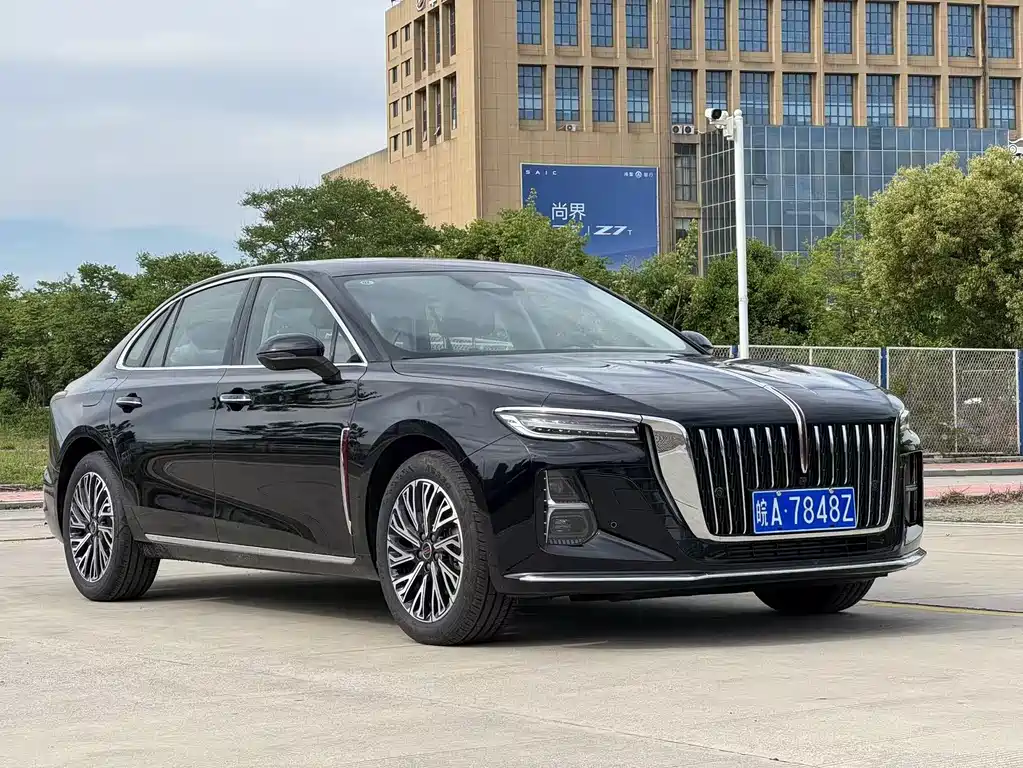 Hongqi H5 2025 2.0T AT