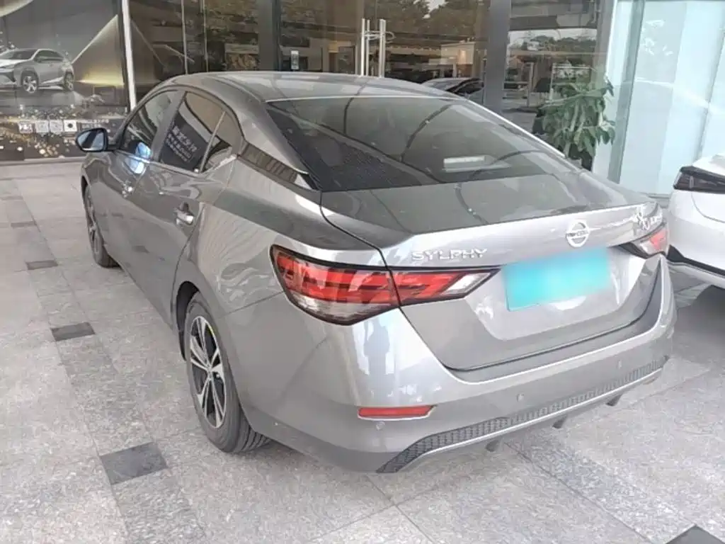 Nissan Sylphy — миниатюра 5