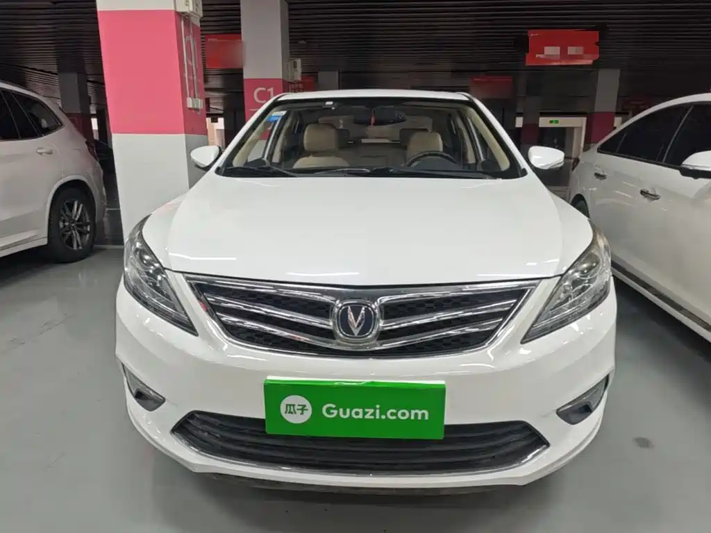 Changan Eado — миниатюра 3