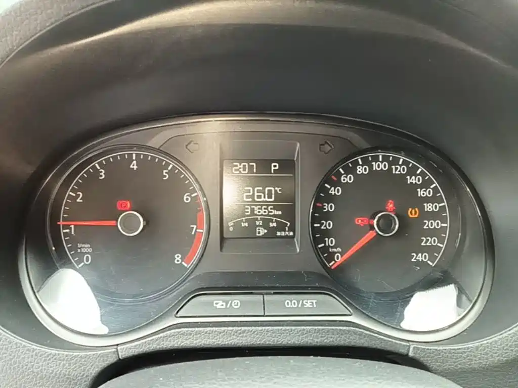 Volkswagen Polo — миниатюра 12