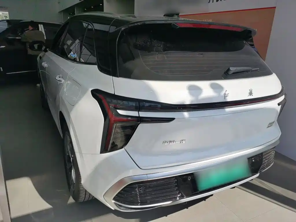 Hongqi Hongqi HS3 PHEV — миниатюра 5