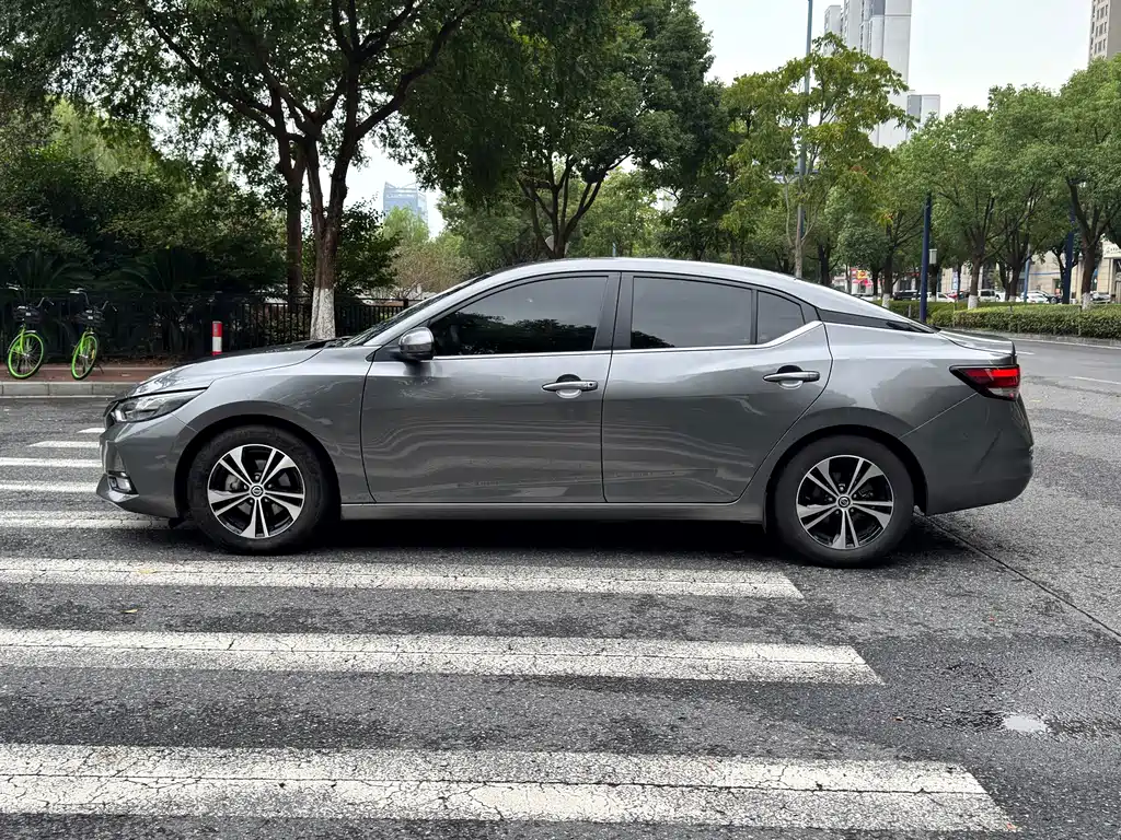 Nissan Sylphy — миниатюра 4