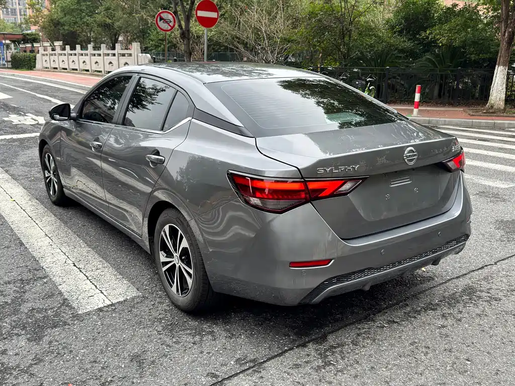 Nissan Sylphy — миниатюра 6