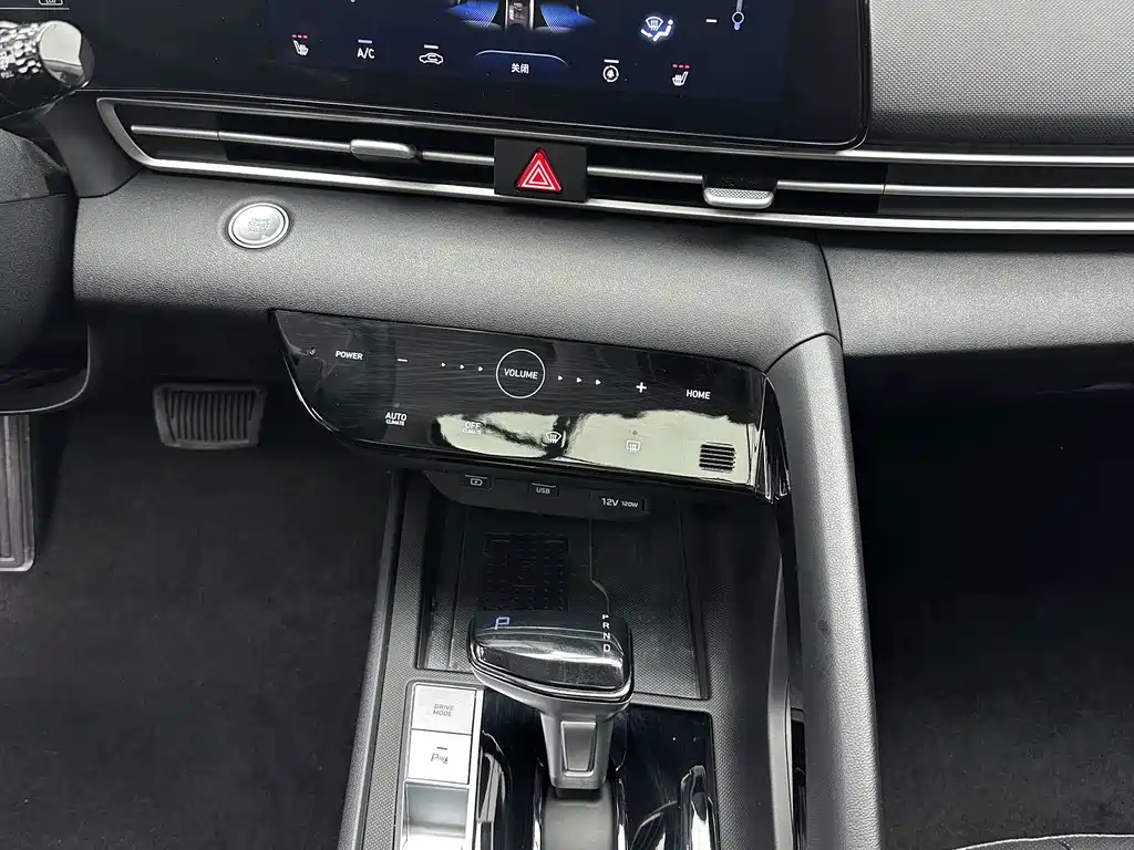 Hyundai Elantra — миниатюра 19