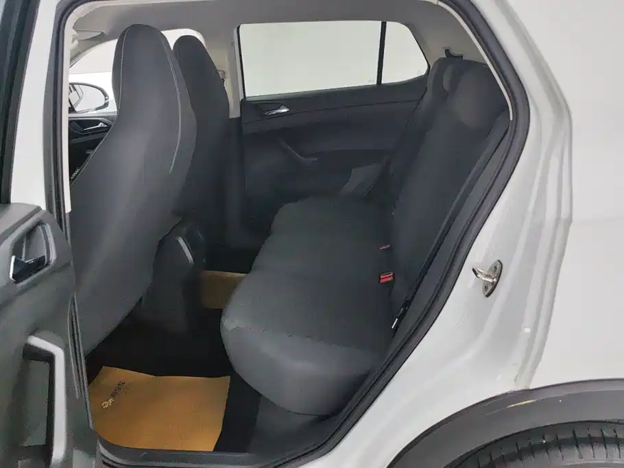 Volkswagen T-Cross — миниатюра 11