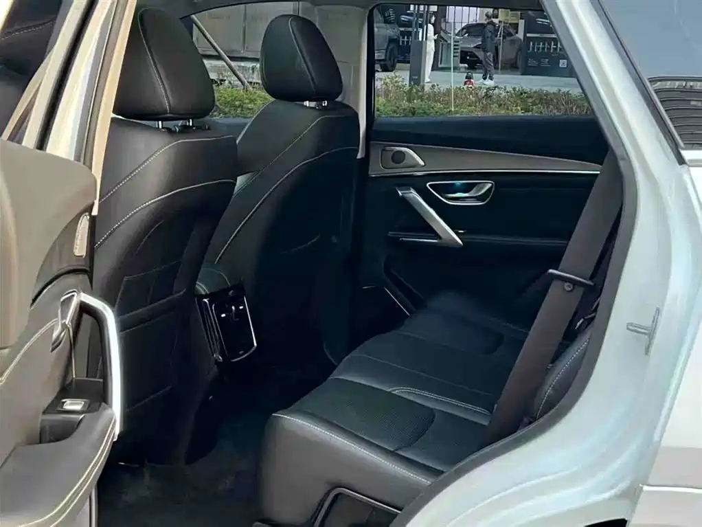 JETOUR X70 PLUS 2021 1.6T DCT 5 мест