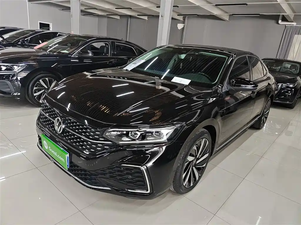 Volkswagen Passat 2022