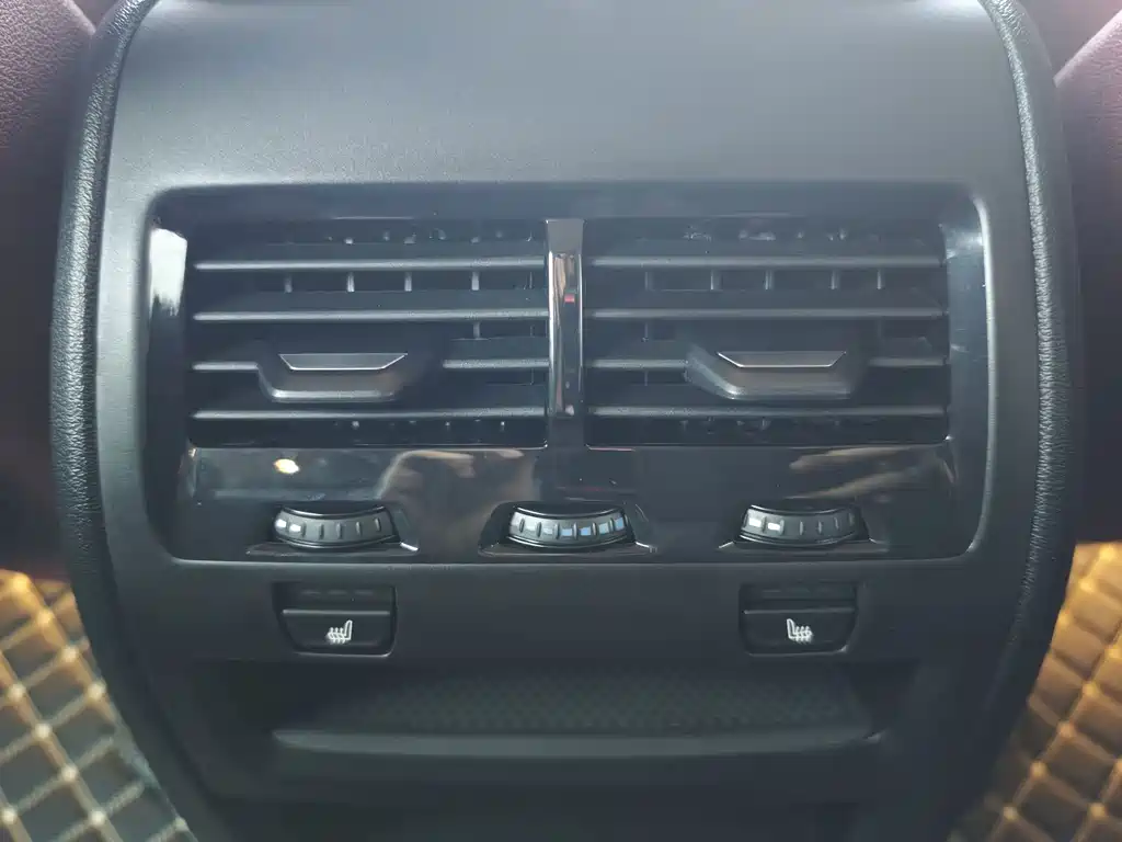 BMW X5 — миниатюра 13