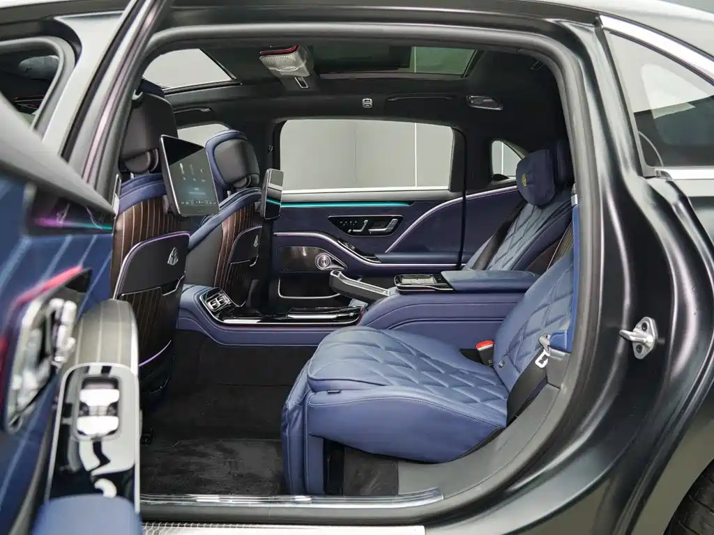 Mercedes-Benz S-Class — миниатюра 6