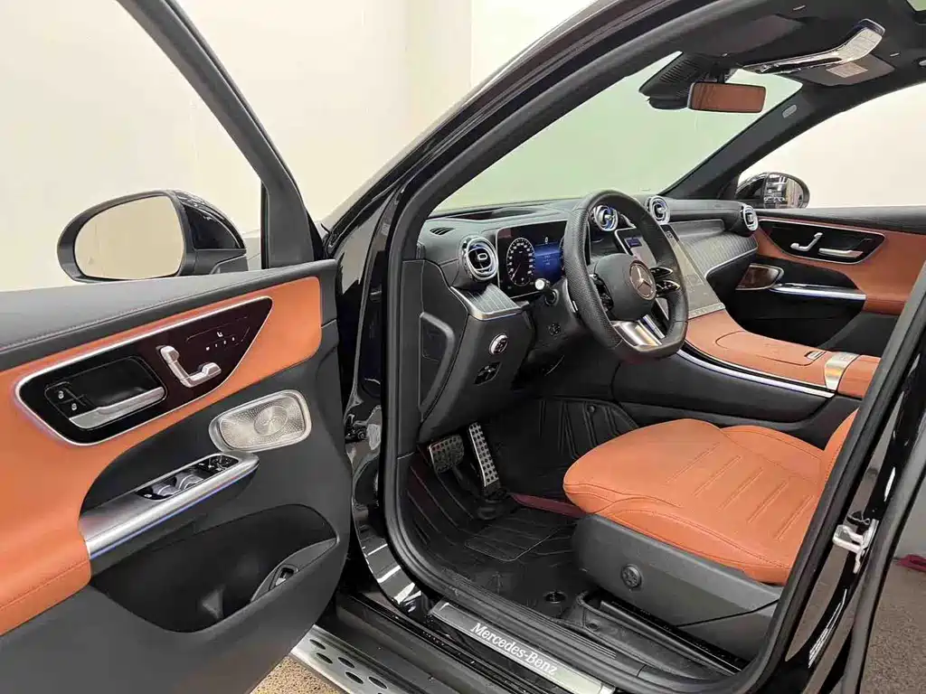 Mercedes-Benz GLC 2023 GLC 300 L 4MATIC Luxury 7 мест