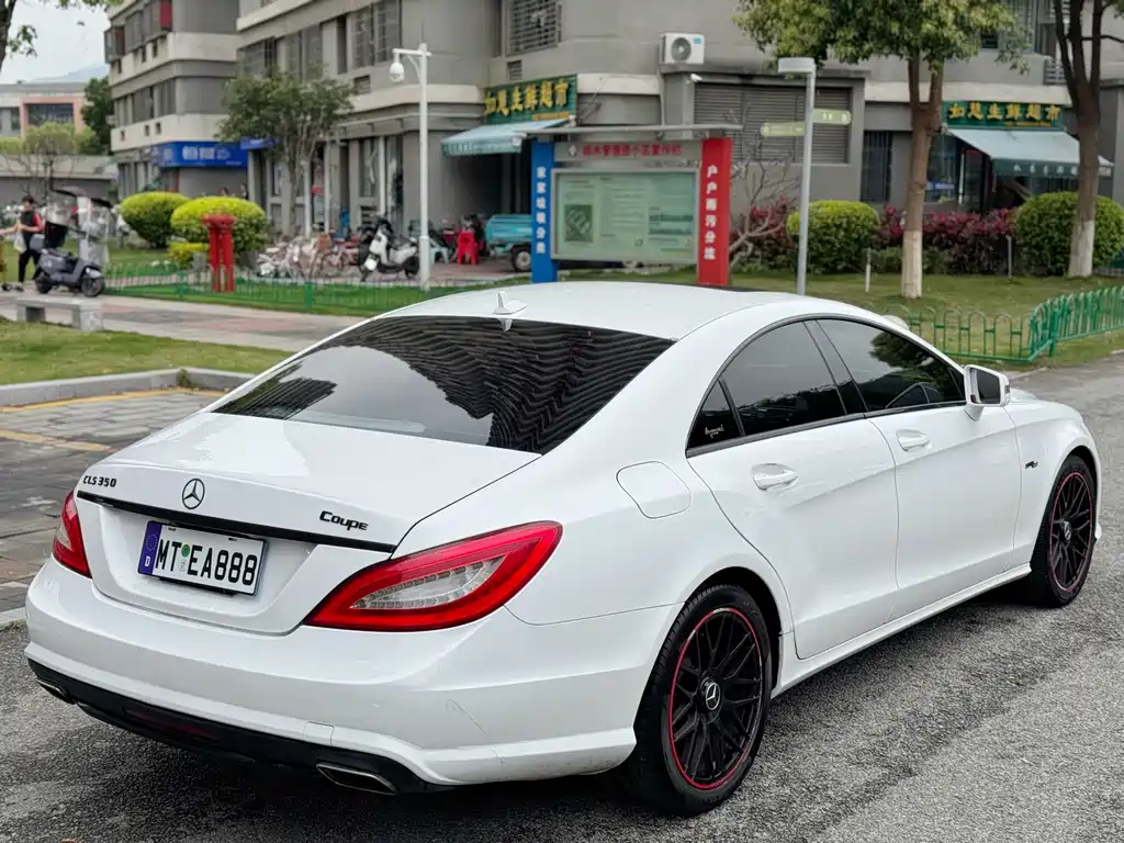 Mercedes-Benz CLS 2012 CLS 300 CGI