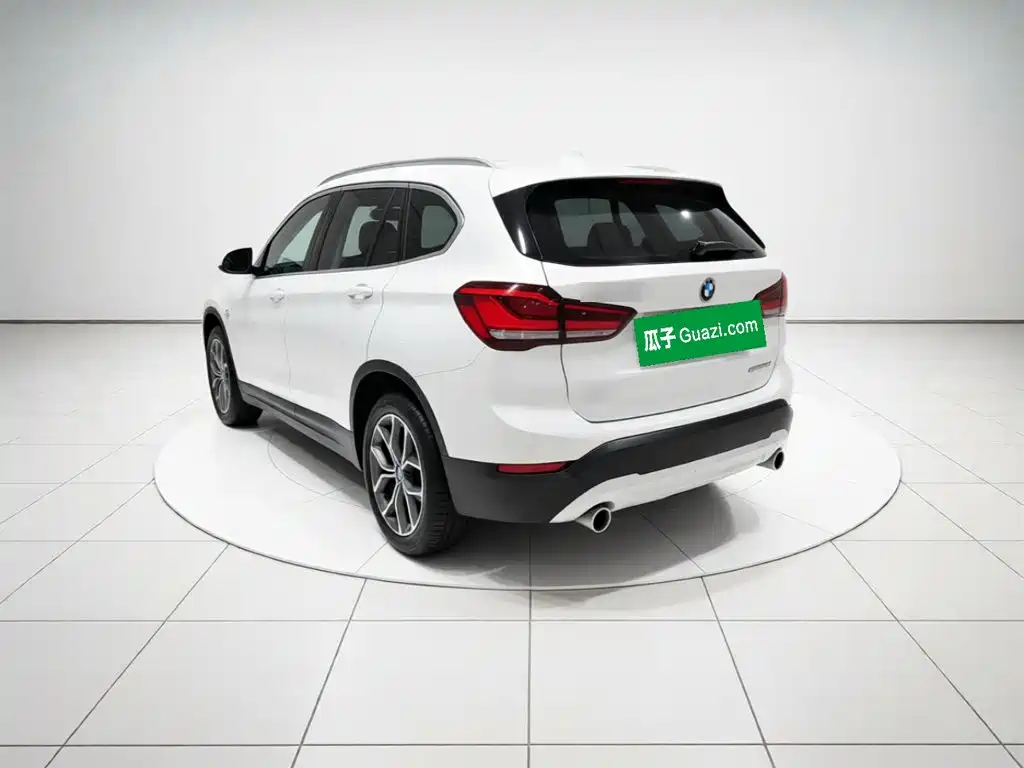 BMW X1 — миниатюра 4