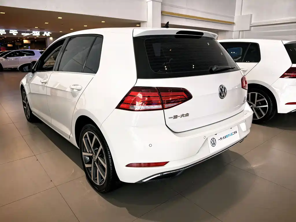 Volkswagen Golf — миниатюра 5
