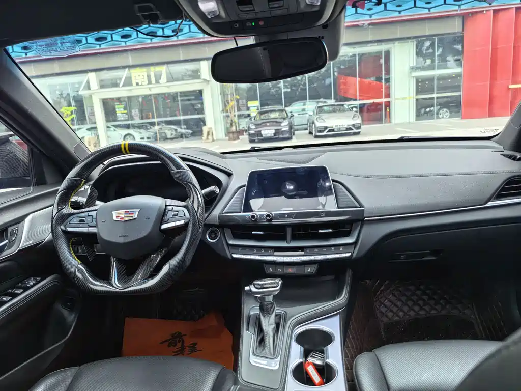 Cadillac CT4 — миниатюра 7