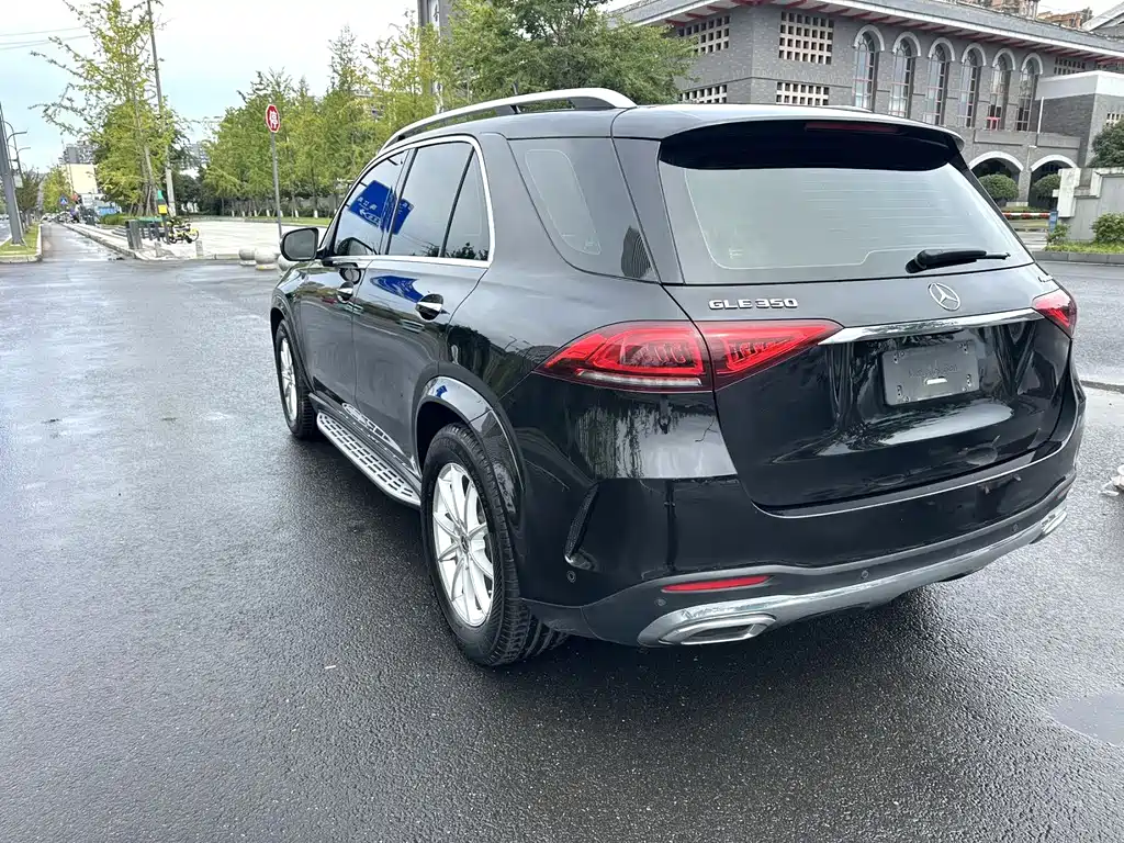 Mercedes-Benz GLE (Import) — миниатюра 4
