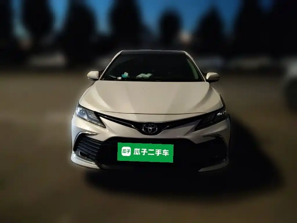Toyota Camry — миниатюра 24