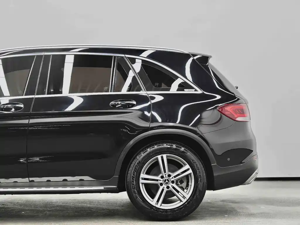 Mercedes-Benz GLC — миниатюра 19