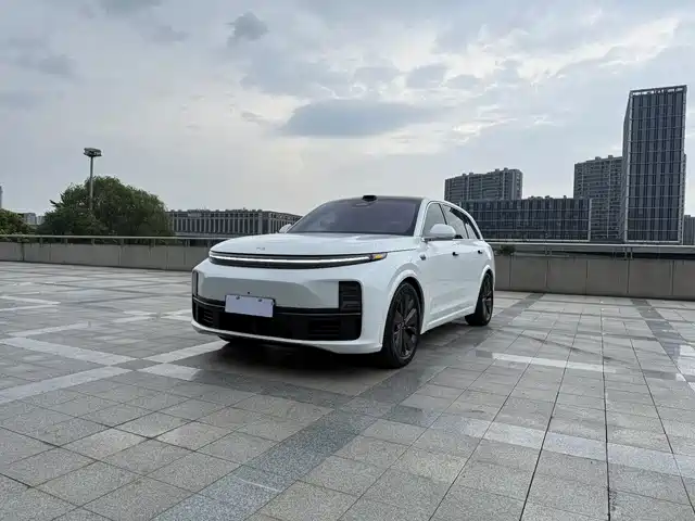 Li Auto L7