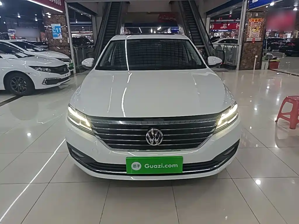 Volkswagen Lavida — миниатюра 3