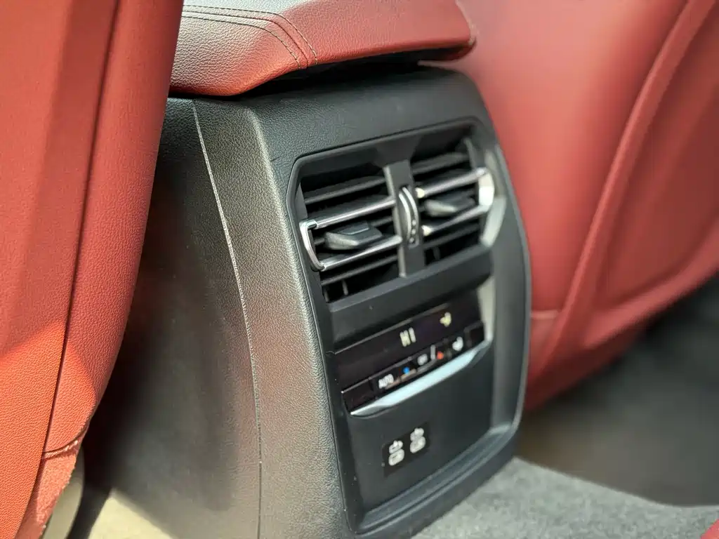 BMW 3 Series — миниатюра 9