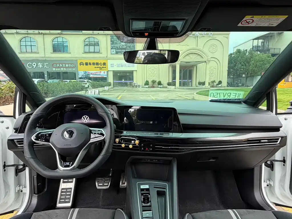 Volkswagen Golf — миниатюра 11