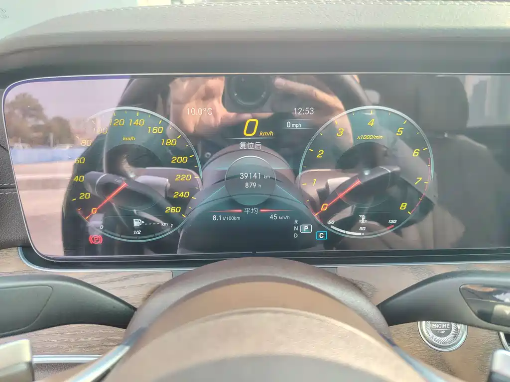 MERCEDES-BENZ E CLASS