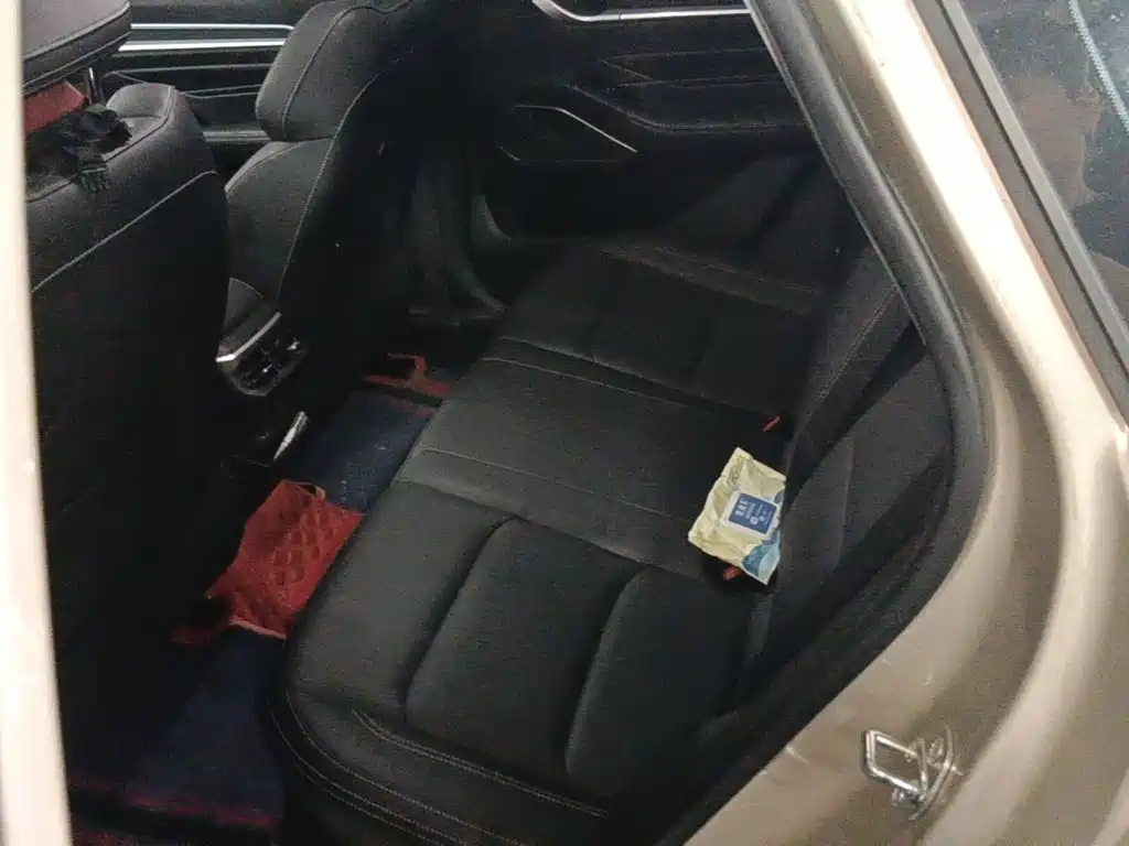 Geely Emgrand — миниатюра 17