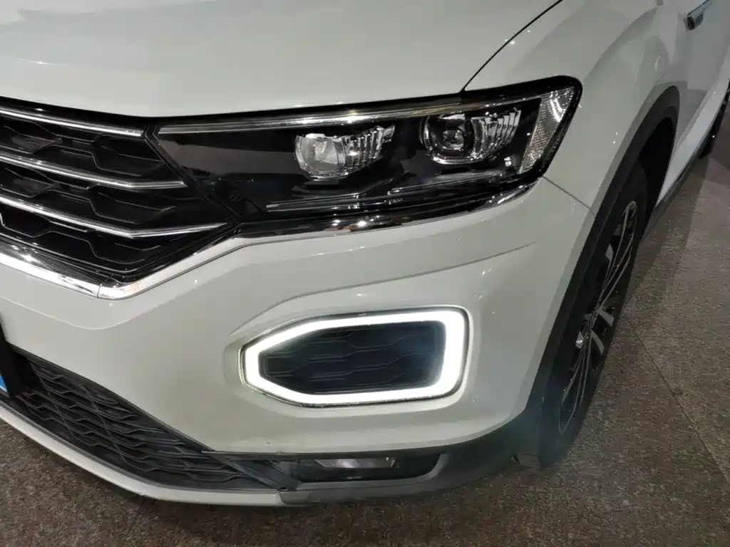 Volkswagen T-Roc — миниатюра 24