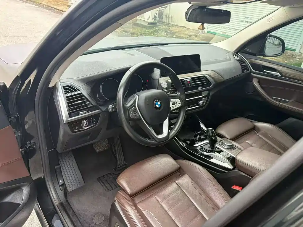 BMW X3 — миниатюра 5
