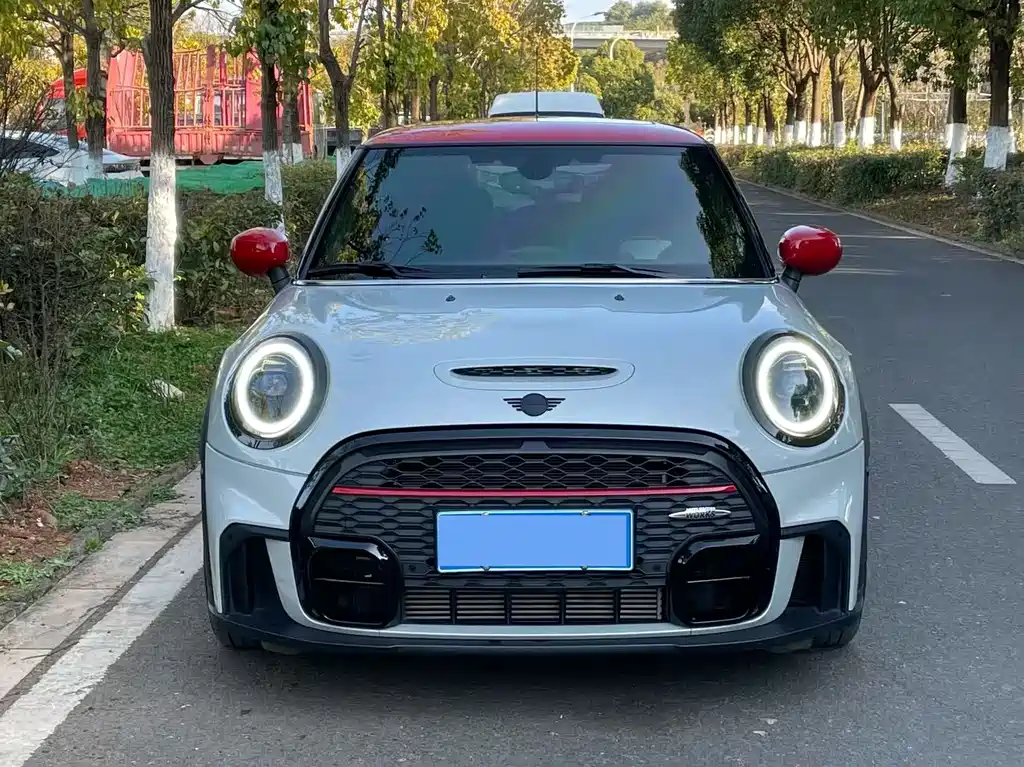 MINI JCW